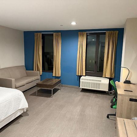 Holiday Inn Express & Suites New York Dış mekan fotoğraf