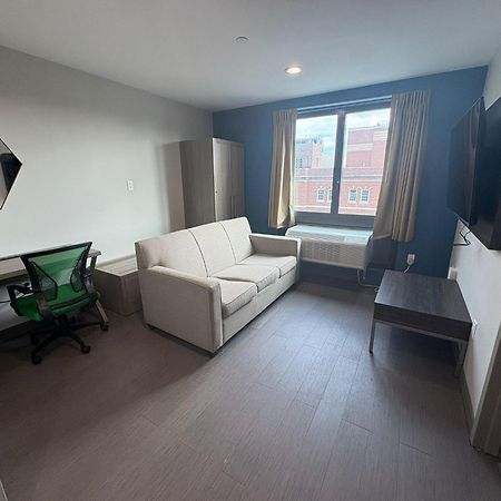 Holiday Inn Express & Suites New York Dış mekan fotoğraf