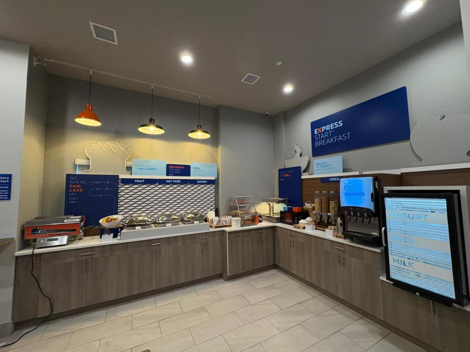 Holiday Inn Express & Suites New York Dış mekan fotoğraf